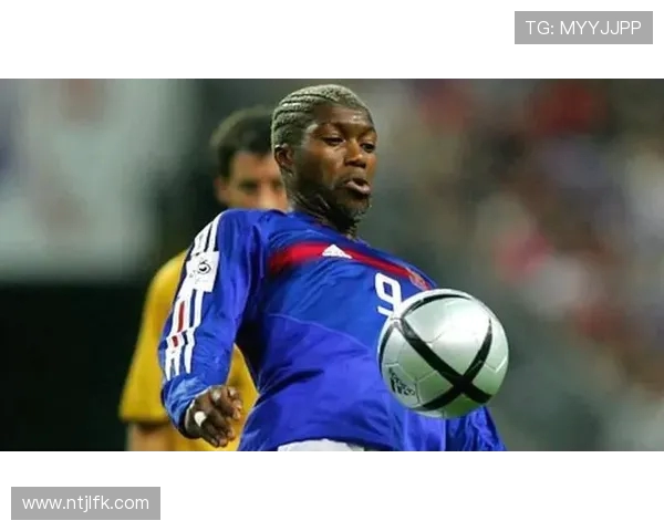 法甲历史名将盘点及其对联赛和足球文化的影响力