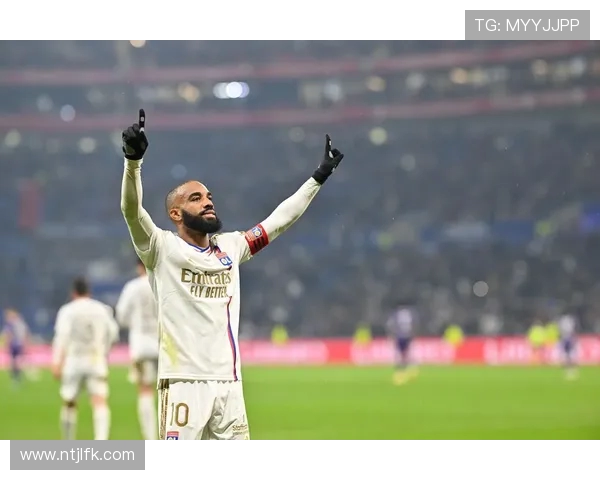 法甲里昂年轻球员崛起分析与发展潜力 法甲里昂年轻球员崛起分析与发展潜力